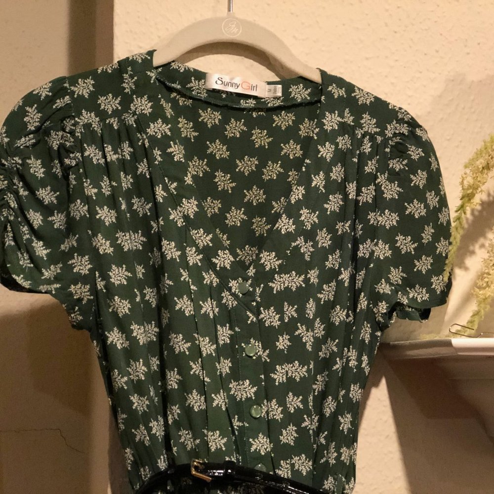 Delicate Floral Dress - Picture 3 of 4